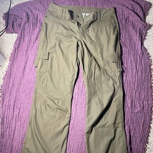 Green Columbia hiking pants